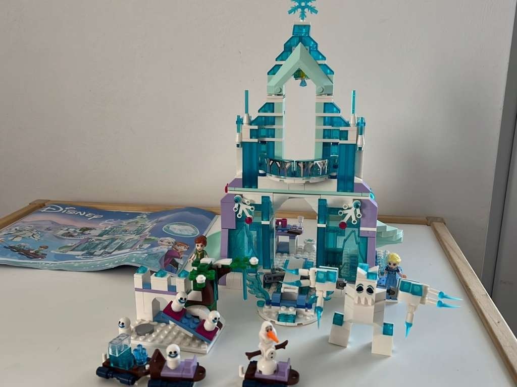 LEGO Frozen zamak